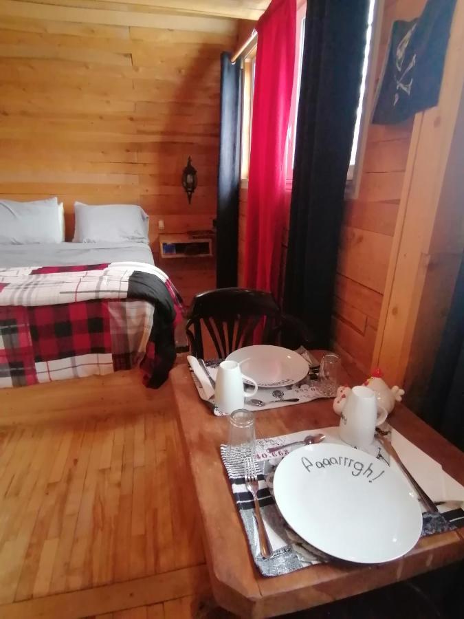L'Oasis Du Pirate Bed & Breakfast Levis Bagian luar foto