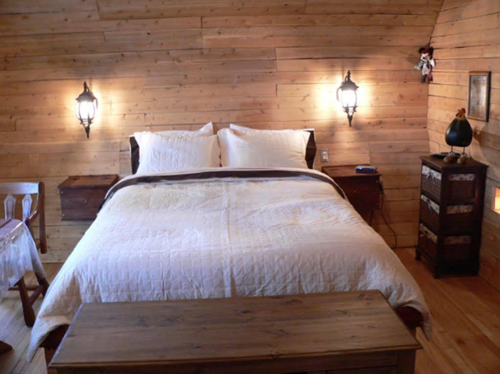 L'Oasis Du Pirate Bed & Breakfast Levis Bagian luar foto