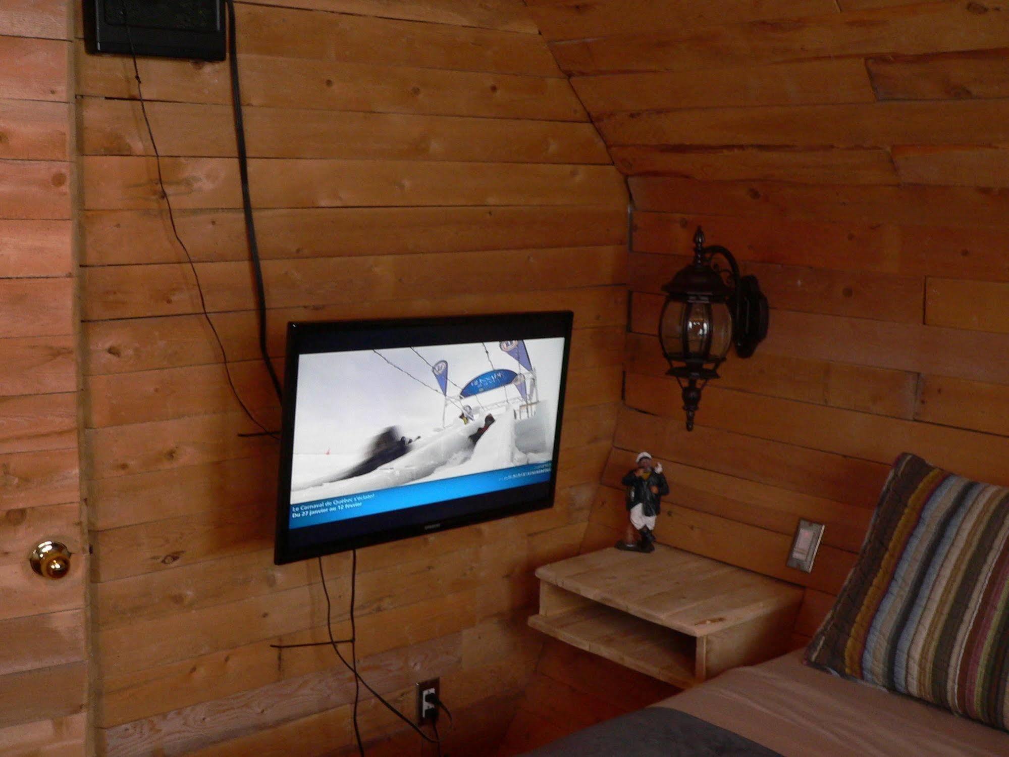 L'Oasis Du Pirate Bed & Breakfast Levis Bagian luar foto